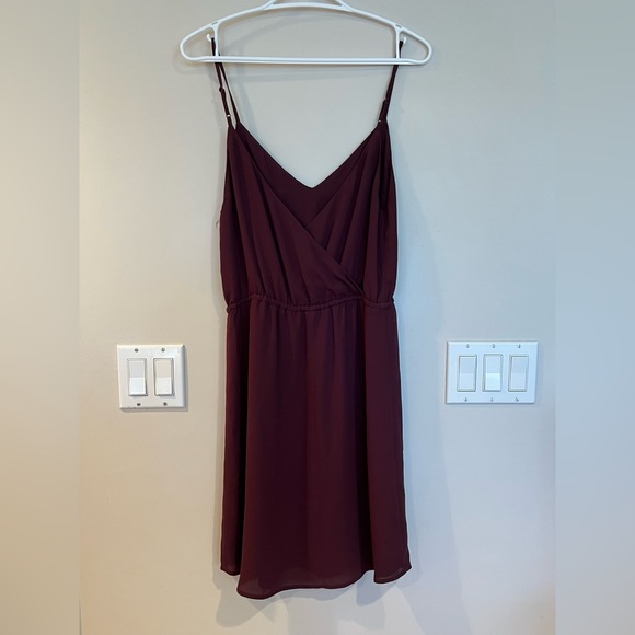 Babaton Maroon Dress - Picture 2 of 3